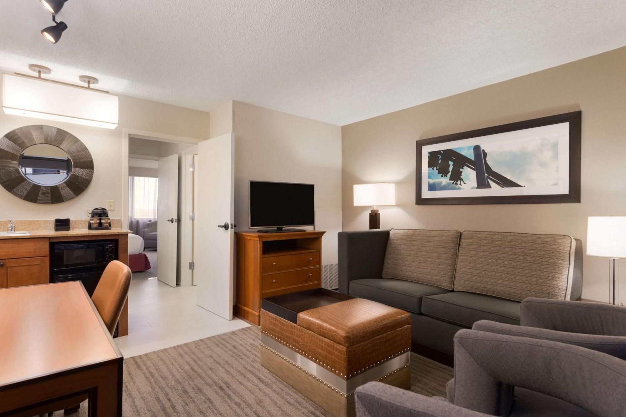 Embassy By Hilton Orlando International Drive Icon Park 3* Williamsburg